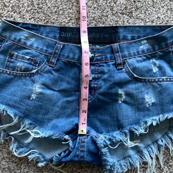 One Teaspoon Suede Pockets Denim Jean Shorts - Picture 10 of 14